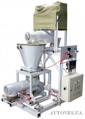 Weighing batcher for loose products